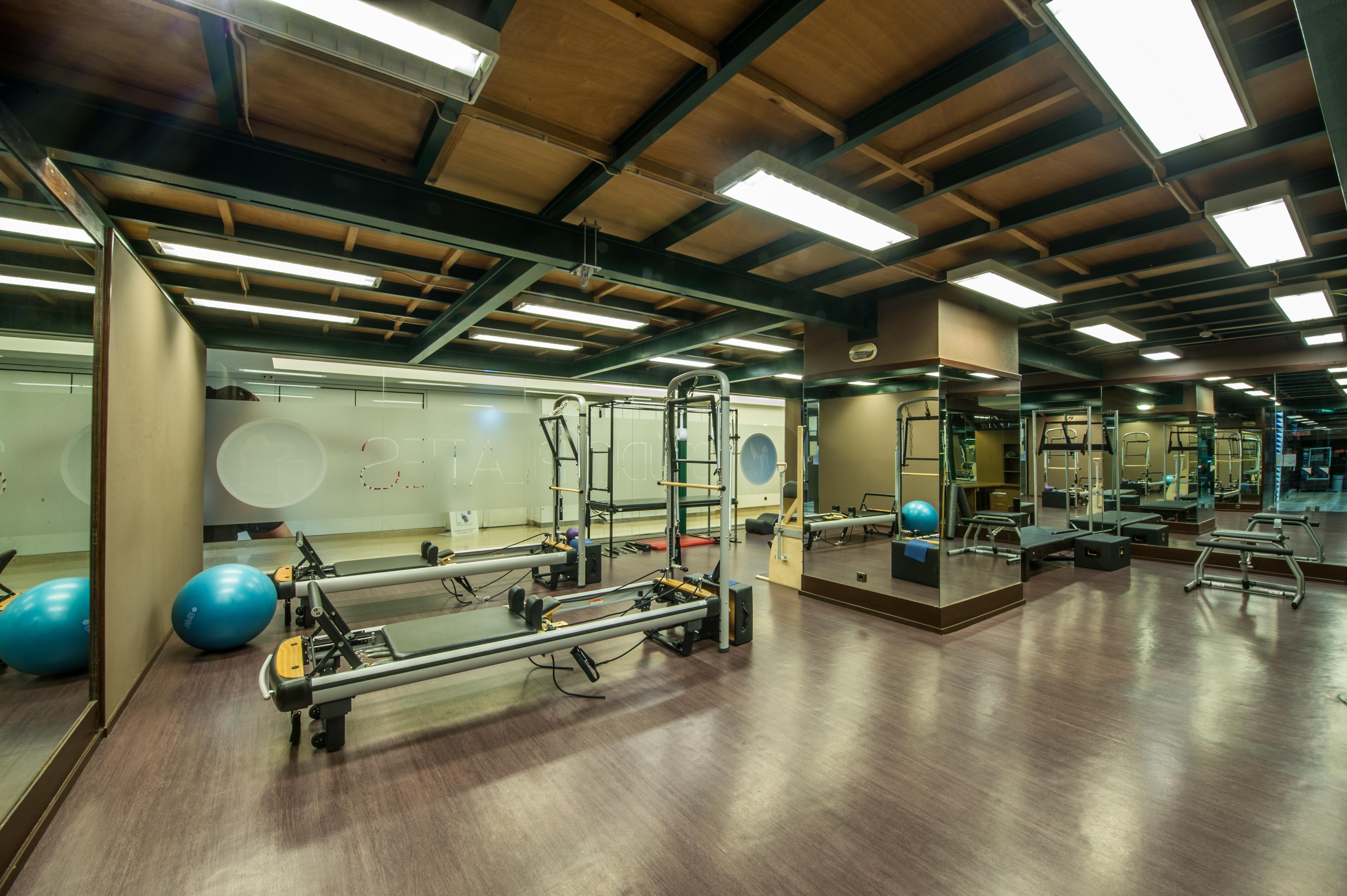 Porto Palacio Hotel By The Editory Екстериор снимка The Pilates studio at the gym