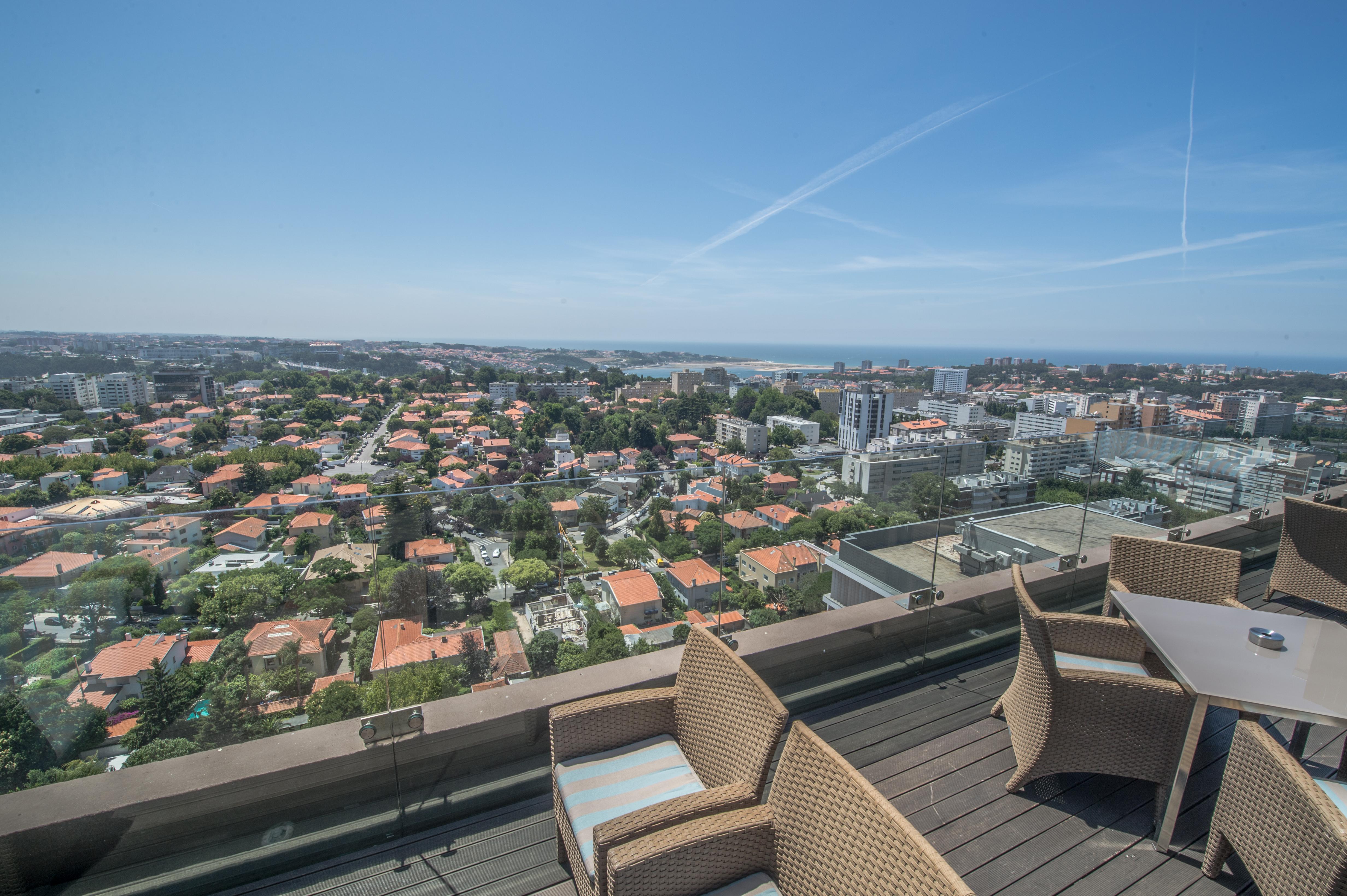 Porto Palacio Hotel By The Editory Екстериор снимка View from the rooftop